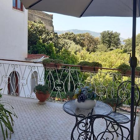 La Casa Di Rosa - Casa Vacanze Meta Kültér fotó